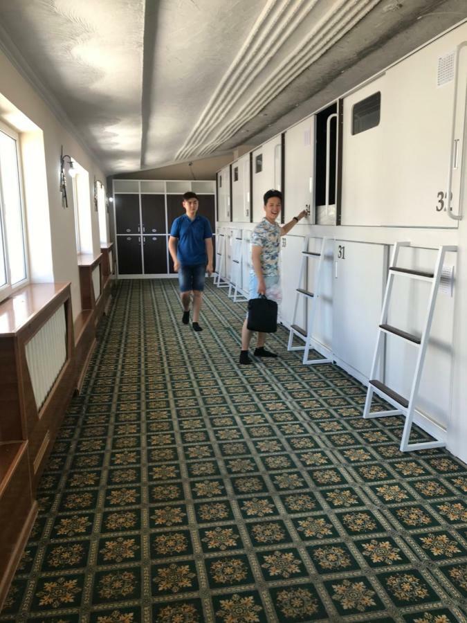 Capsule Hotel Technocave Biszkek Zewnętrze zdjęcie