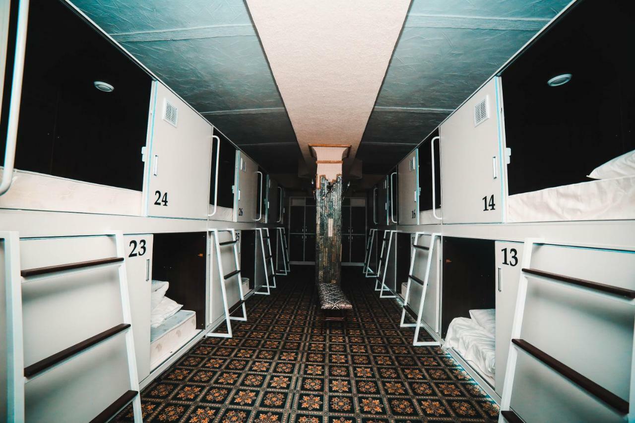 Capsule Hotel Technocave Biszkek Zewnętrze zdjęcie